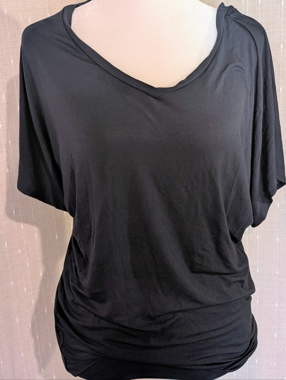 2 Sivana Dolman Sleeve V Neck Tunic In Bamboo Viscose Bundle Of Navy And Pink